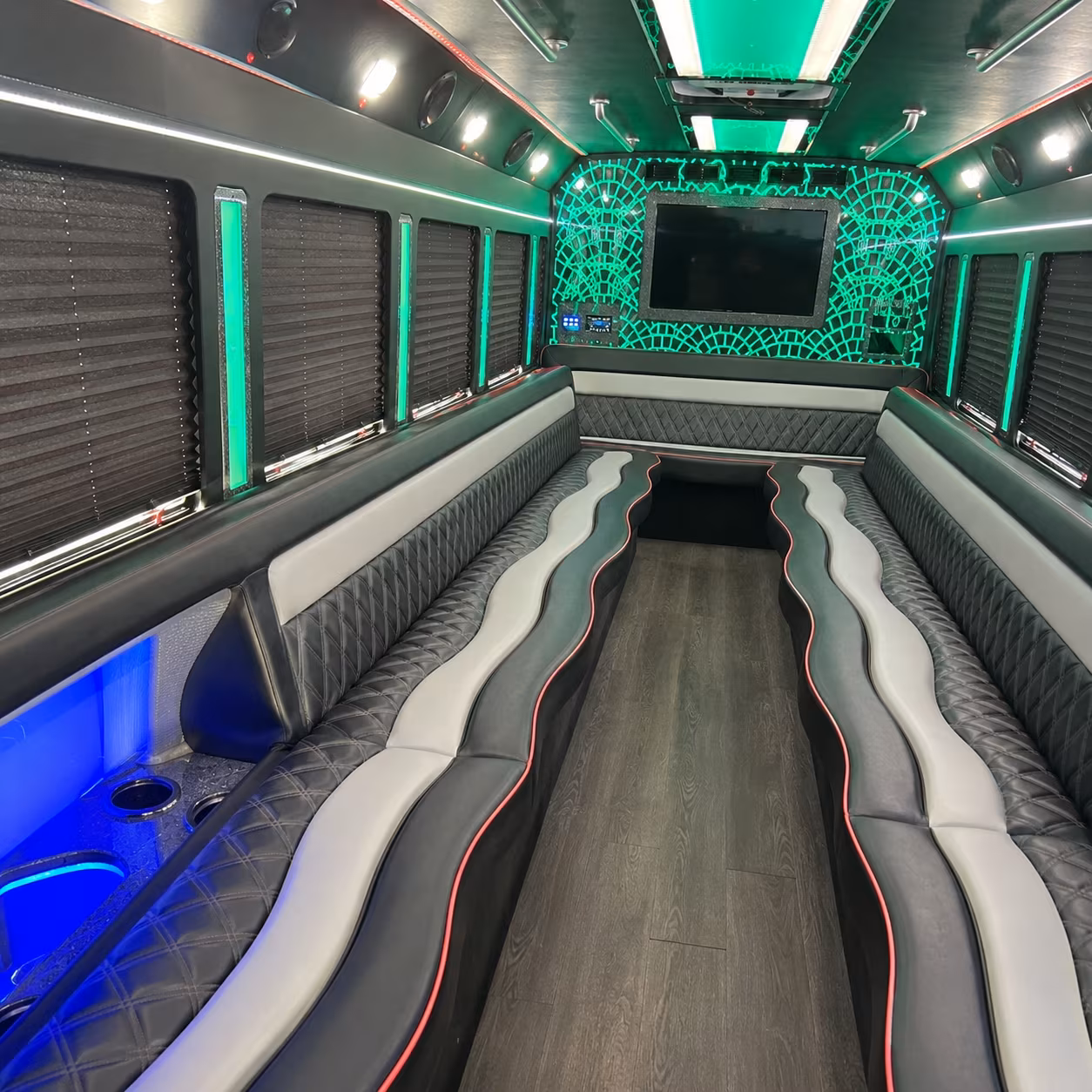 Chula Vista Birthday, Sweet 16, & QuinceaƱera Party Bus Rentals